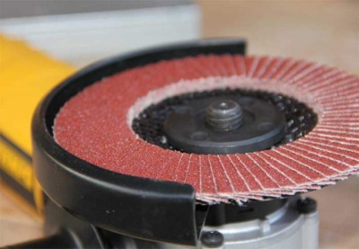 Круг лепестковый торцевой Ø150 P-120 Круг лепестковый торцевой Ø150 P-120